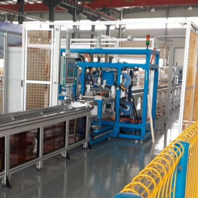 Linha de montagem automática personalizada de barramentos da China para produção de sistema de entroncamento de barramentos BT