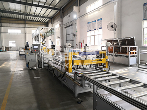 Máquina de rebitagem autoperfurante